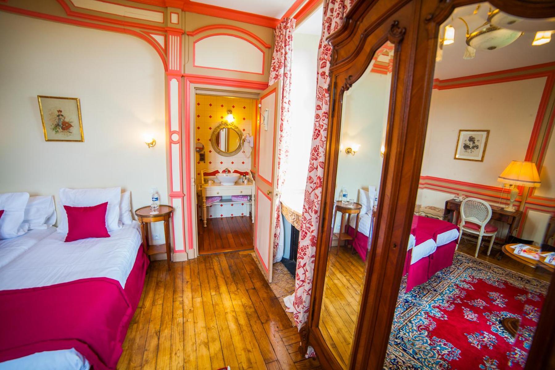 Chateau Hotel Du Colombier Saint-Malo Bagian luar foto