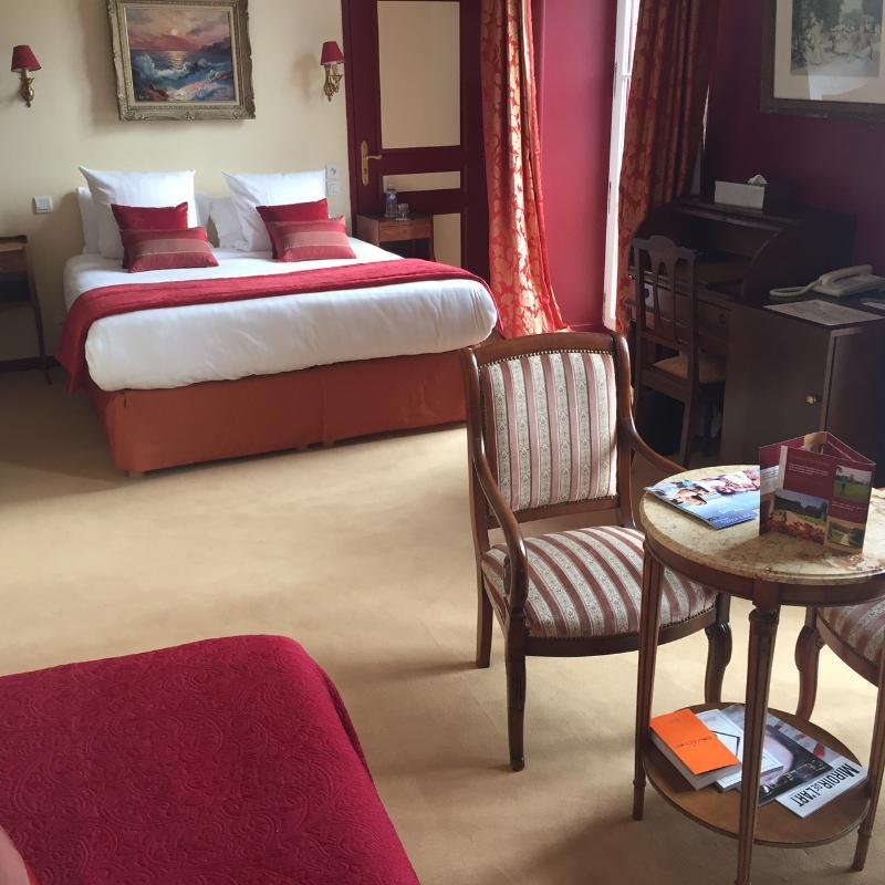 Chateau Hotel Du Colombier Saint-Malo Bagian luar foto
